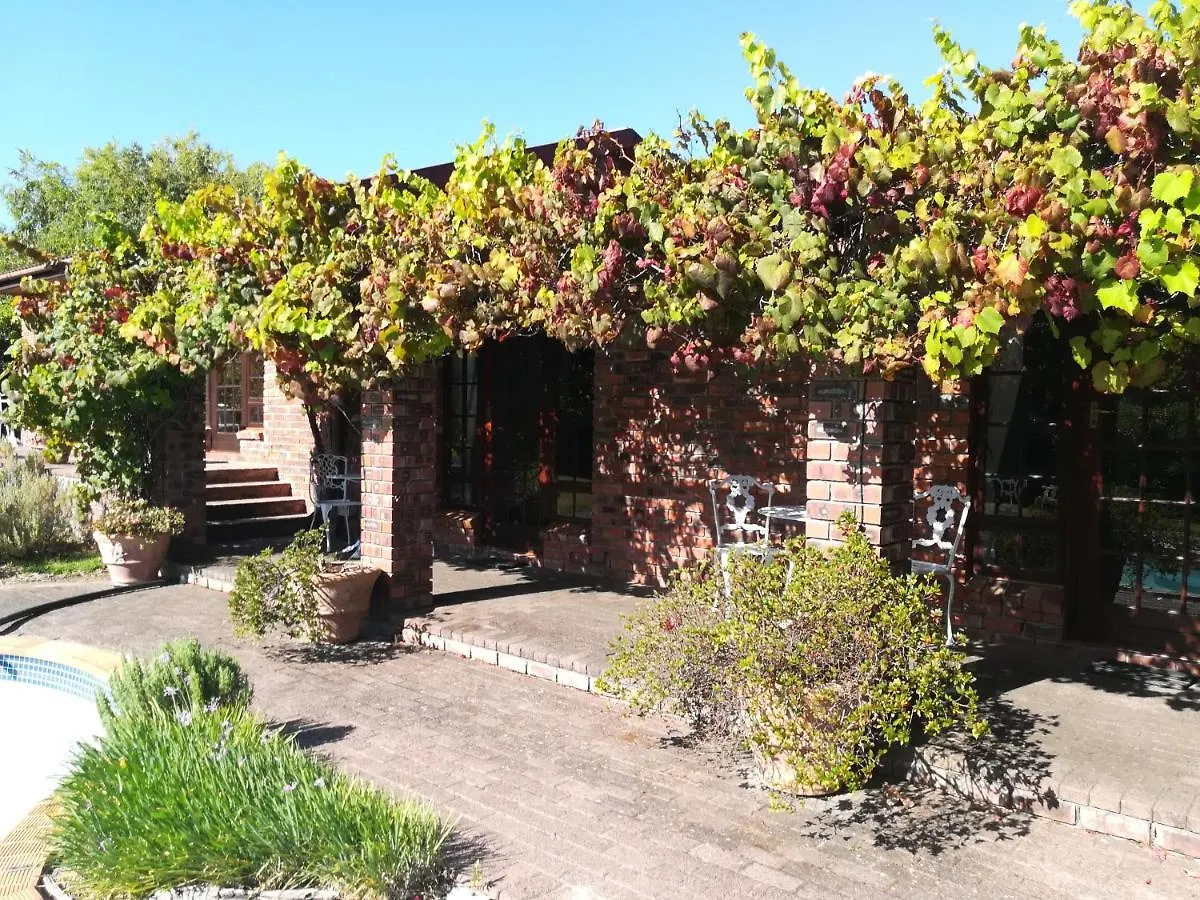 Bed and Breakfast Le Petit Vignoble Ciudad del Cabo 2*,